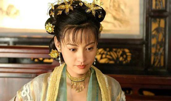 蒋依依|一出场就被女配吊打,盘点8位,从颜值到演技全方位被碾压的女主