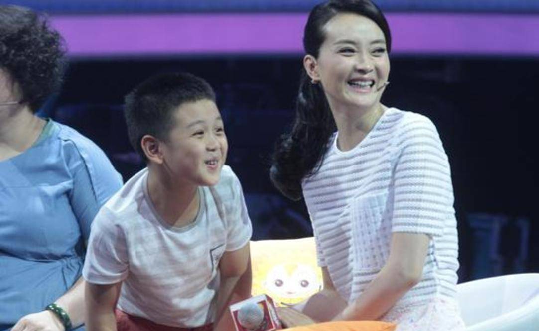 有种"整容"叫王艳结婚,富豪老公变化不大,她却像换了个人_王志才_球球