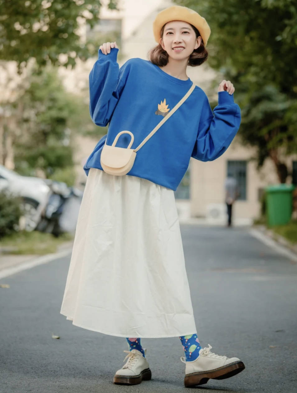 长度 春天流行“卫衣+半身裙”，当休闲和优雅撞个满怀，美得令人心动