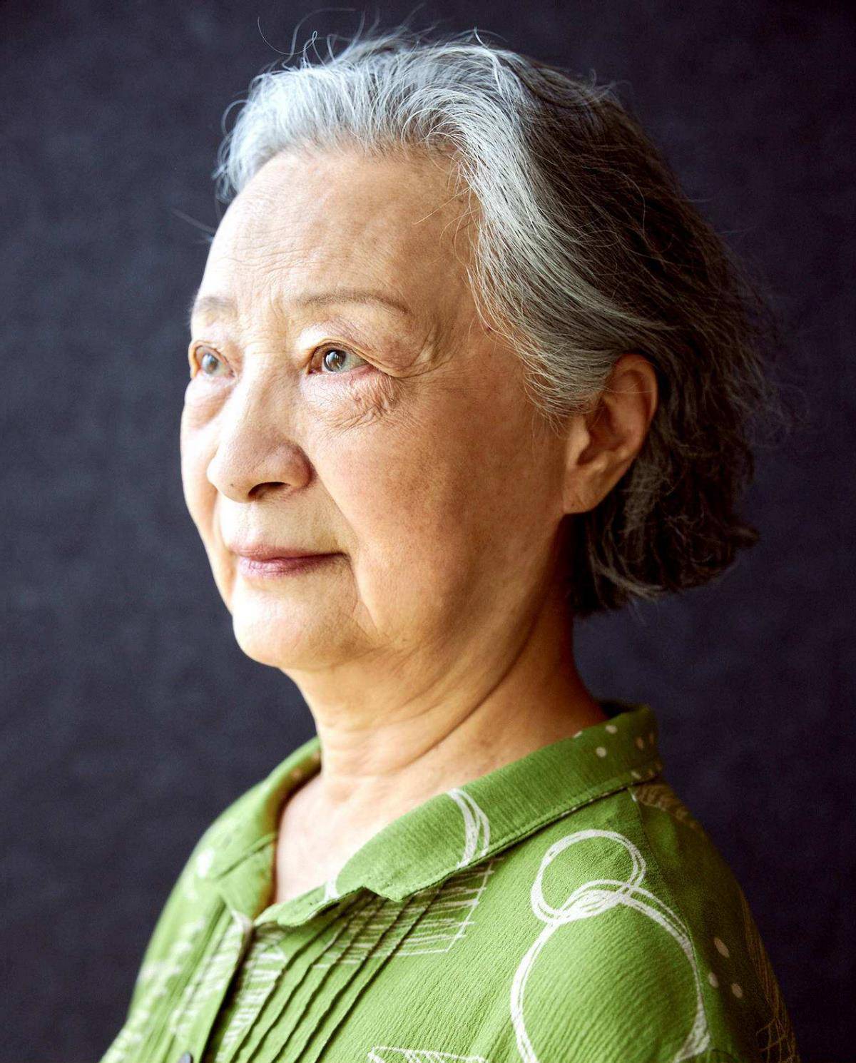 严敏求:凭借灭绝师太走红,与丈夫携手54年,依然恩爱如初