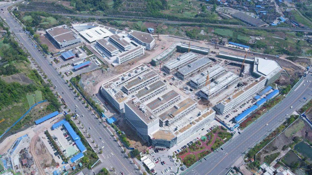 *内江·中国农批城航拍图内江中国农批城位于内江市西林大道北延线