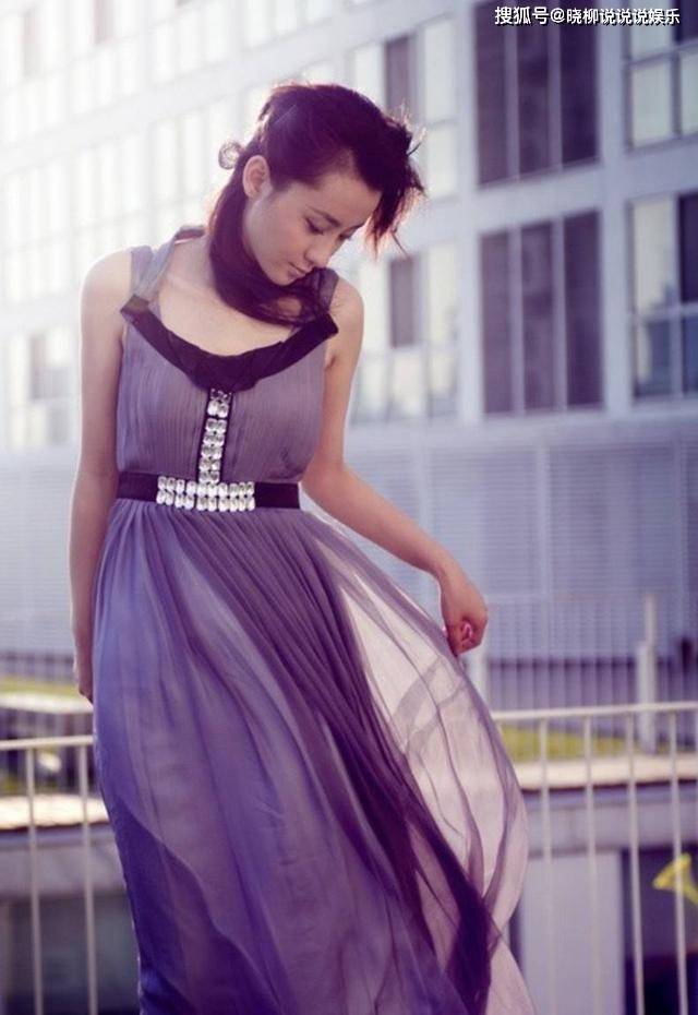 她是《武林外传》里的金湘玉,刘立淇现在已经40 岁了,依旧未嫁孤身