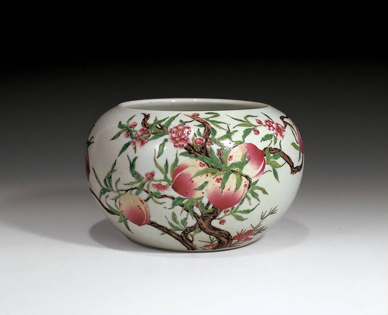 民国粉彩瓷器拍卖鉴赏一