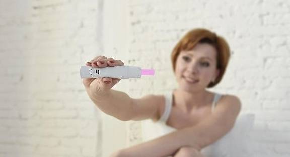 怀孕早期症状多留心，孕妇早了解这些，或许对胎儿发育有好处！