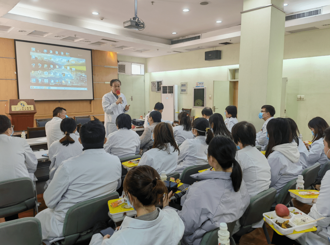 不同角度科室会照片图片