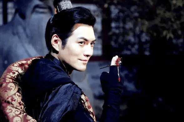 回眸一笑百媚生男人魅起来太欲了这6位的回眸杀让人惊艳