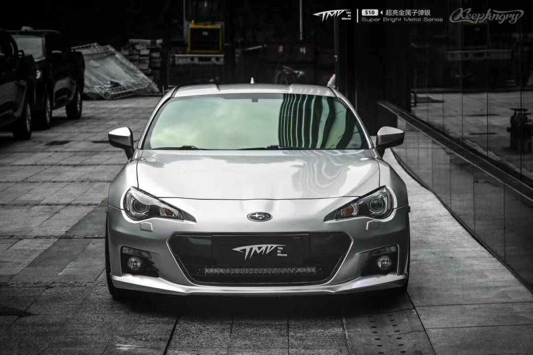 金属质感的银色高冷的感觉,斯巴鲁brz子弹银改色膜-tmd潮牌_前路_闪电