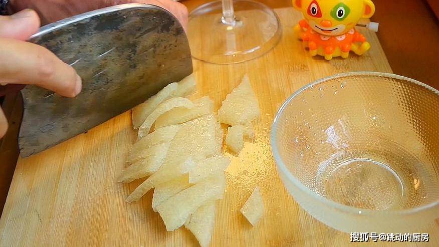 原创
想吃油泼面自己在家做,简单的食材,做出来正宗又好吃