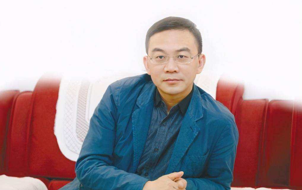 24岁当上央视主播,45岁辞职还房贷,给妻子治病_郎永淳_国脸_农村