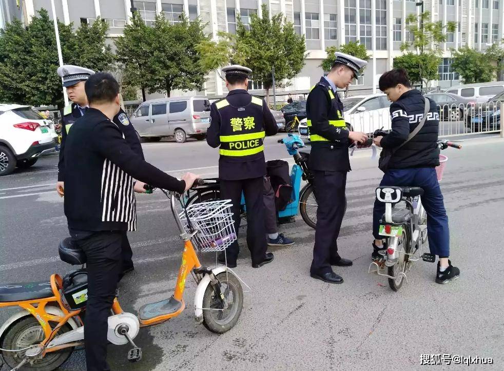 明確了電摩電動三輪車上路需要駕照考哪個駕照費用多少