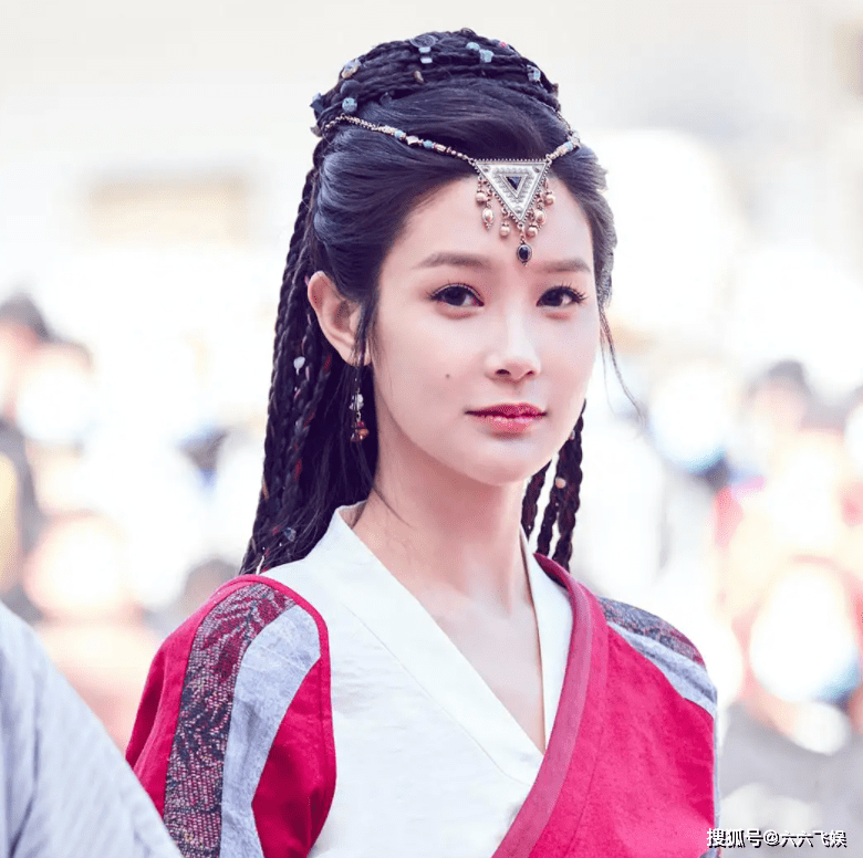 18线女演员自曝收入:一年两部戏,月均20000左右,不如上班_张昊玥_片酬