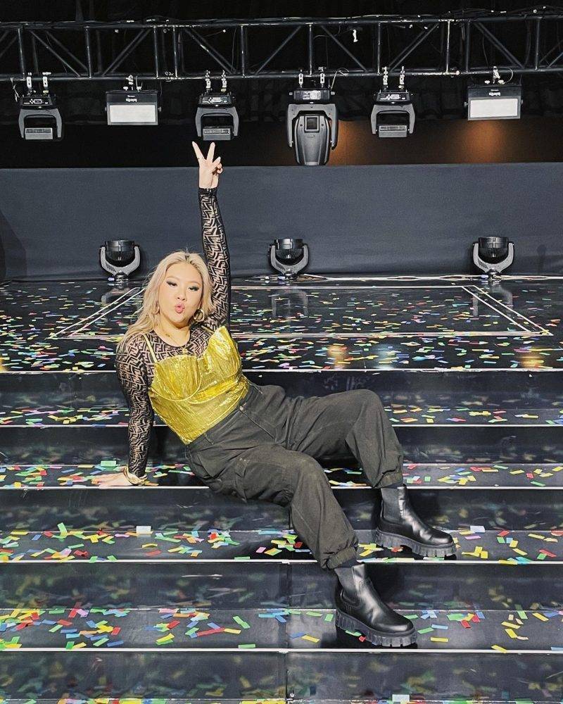 原创郑欣宜的女神6大穿搭技巧证明丰腴身形与时尚可以并存