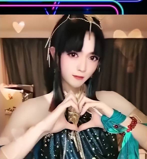 原创男扮女装的cosplay你迷恋的不是美女而是一个男神