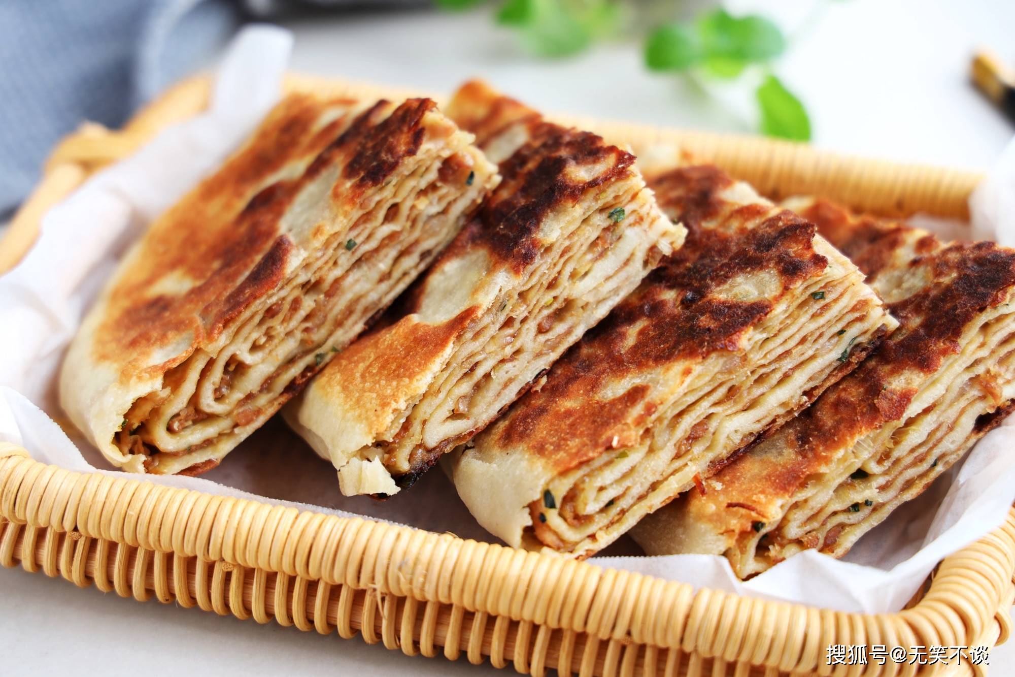 原创千层肉饼的做法外表酥脆层次丰富在家做给孩子吃好吃又卫生