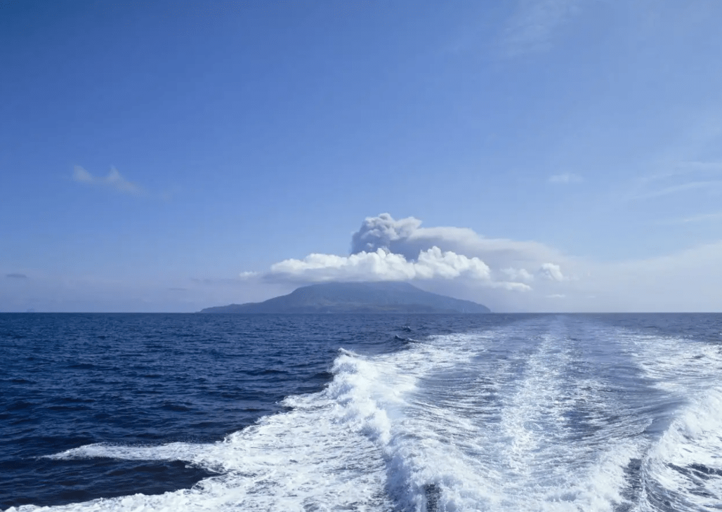 原創日本火山又噴發了1天噴17次噴煙達3000米地球在自救