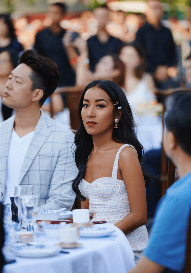 肤黄也貌美,我只服这3位女星,丝毫不掩盖黑黄皮,照样美艳动人_皮肤_杨