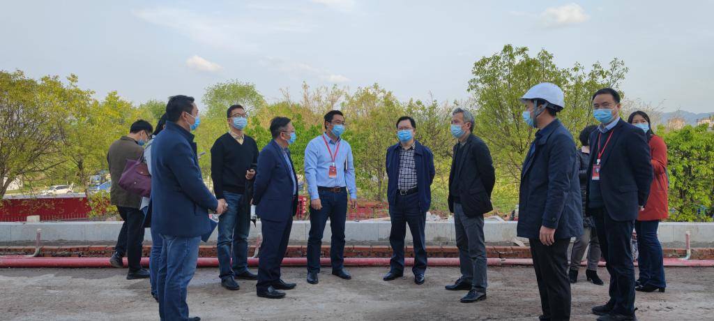 重庆理工大学校党委书记康骞带队深入两江校区检查指导工作