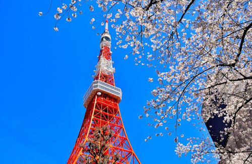 东京铁塔：日本的“埃菲尔铁塔”