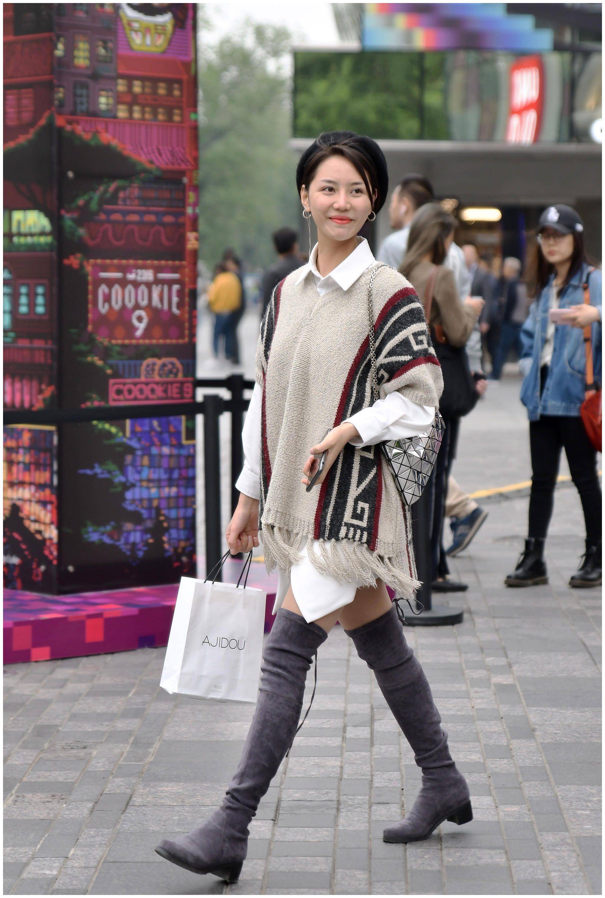 原创女生不一定要身材高挑但是一定要搭配精致自信有气质