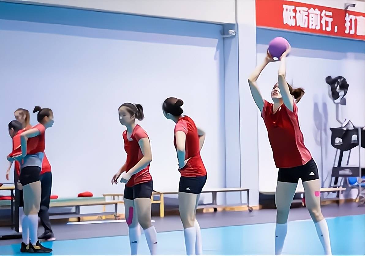 原创暗示留队蔡斌不舍3将拒绝内定刺激龚翔宇王梦洁组建豪阵