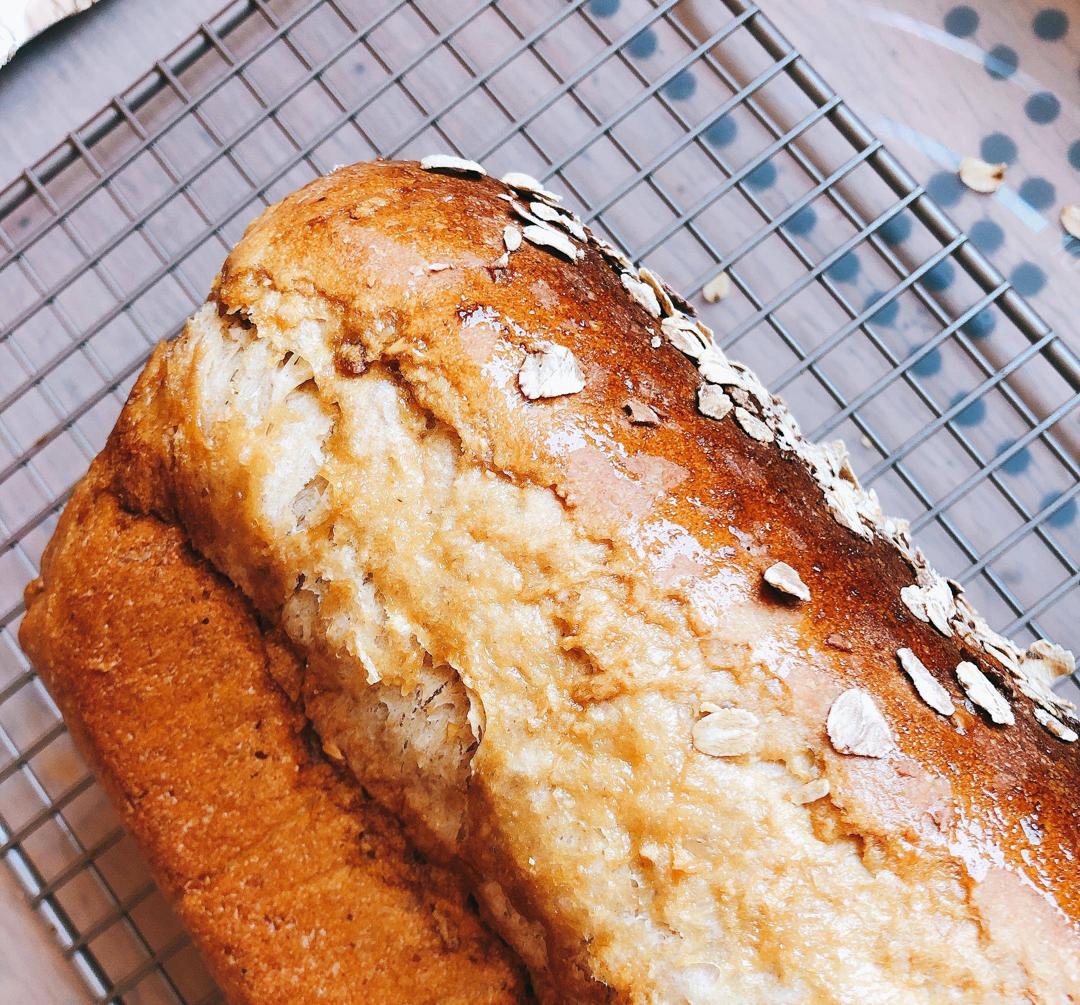 家庭烘焙食谱|健康力爆棚的全麦燕麦蜂蜜面包|好吃到飙泪_面团_cmx