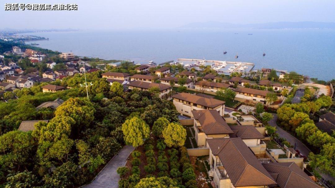 转5558【温馨提示:看房请提前线上预约,享受内部优惠】石公山居别墅