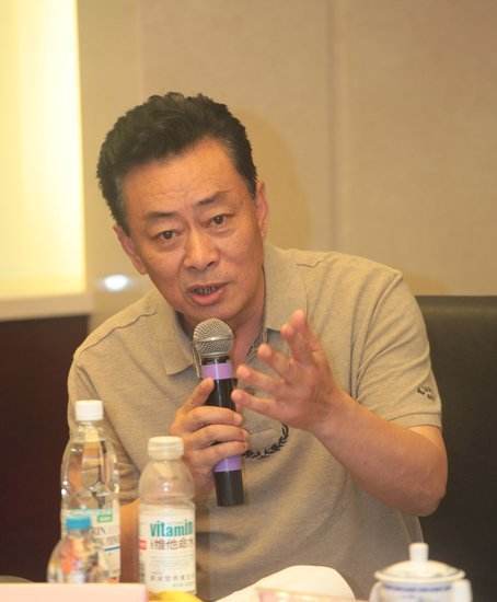 王筠:嫁二婚的王诗槐,智障继子是她的心头宝!_父母_机会_表演