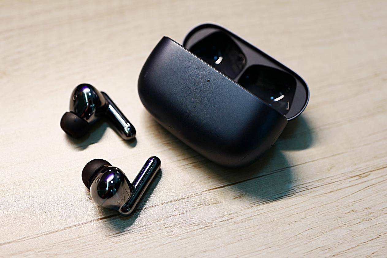 荣耀earbuds3pro环评tws千元音质标杆能测温的耳机卷王