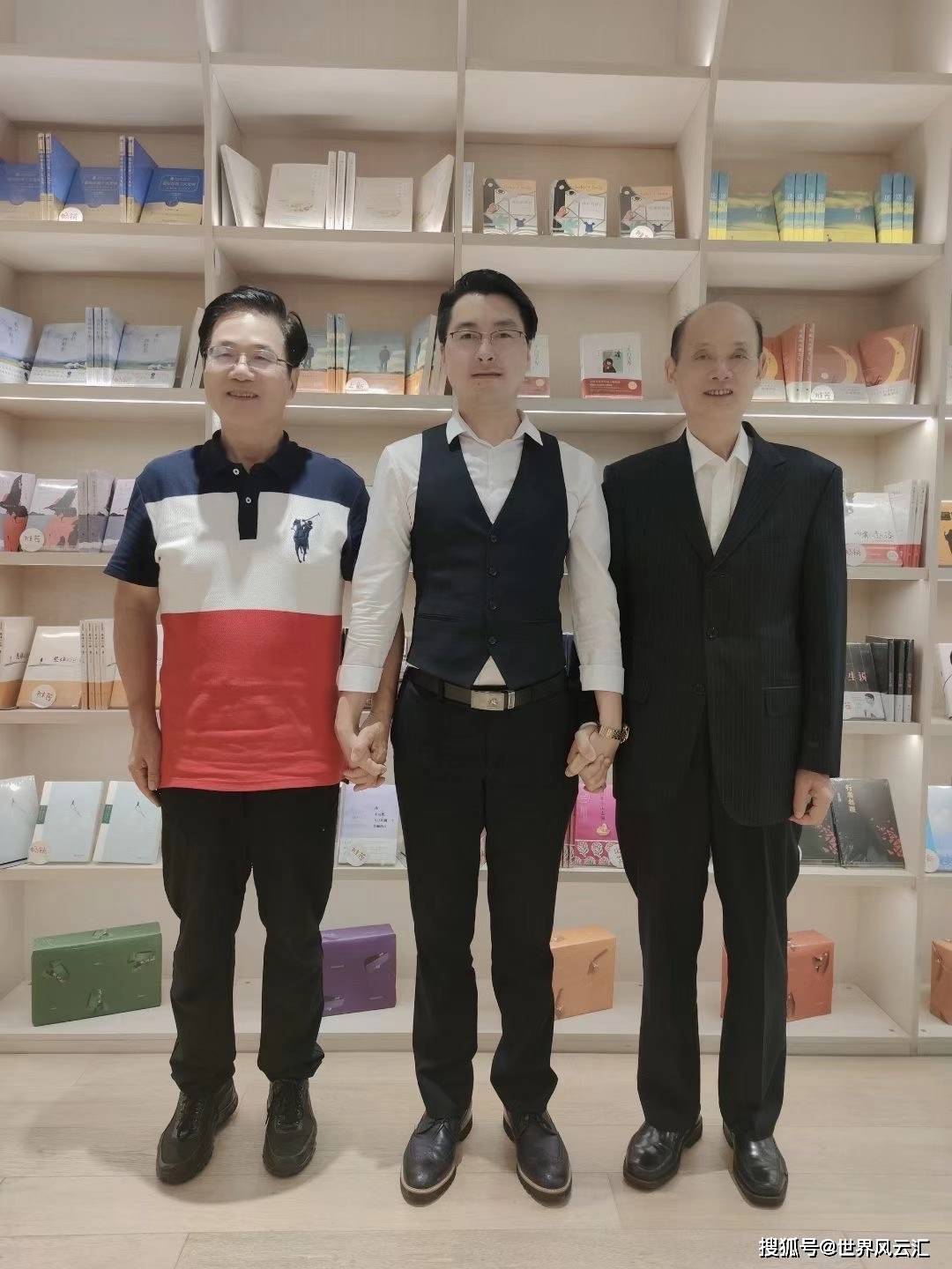 中国外交部港澳台副司长,中国驻莫桑比克大使,中国驻葡萄牙大使),陶金