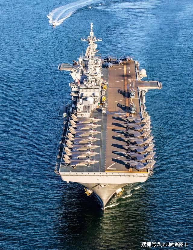 原创20架f35b排排坐美军两栖攻击舰能装这么多舰载机战力堪比航母