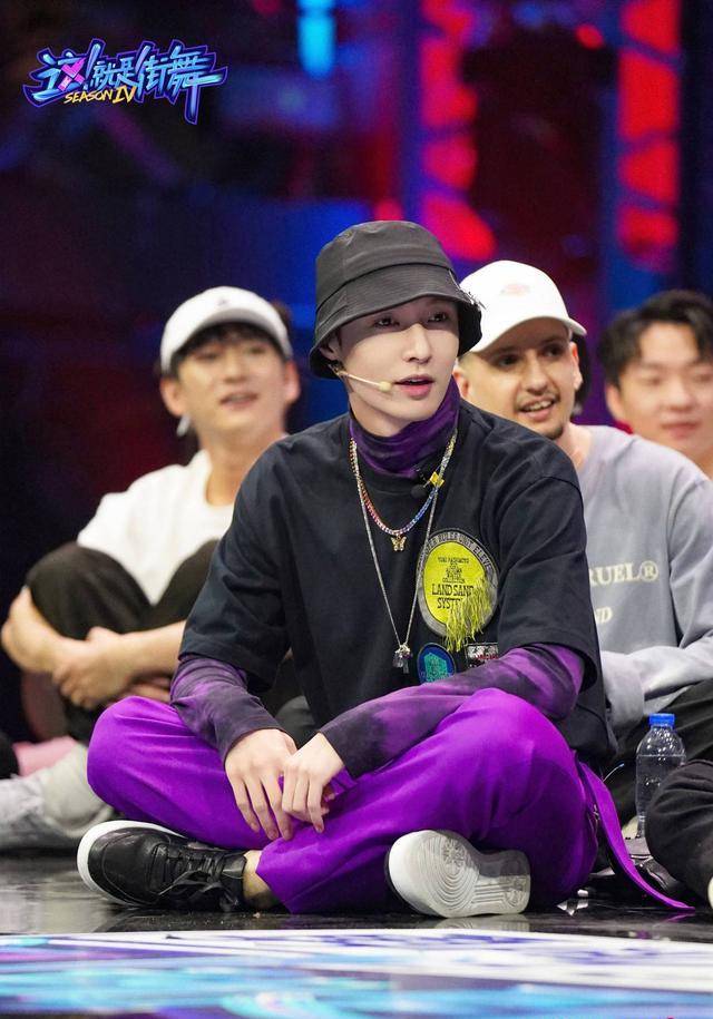 原创街舞四张艺兴战队抢七成功选人之道开始发挥作用