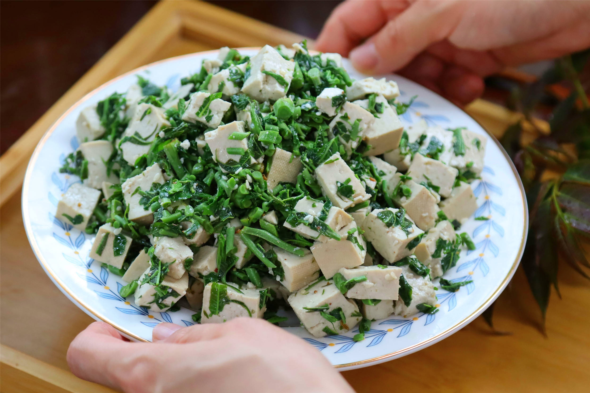 做香椿拌豆腐 记住不能放3样 香椿味道正 豆腐滑嫩不寡淡 市井 美食 豆腥味