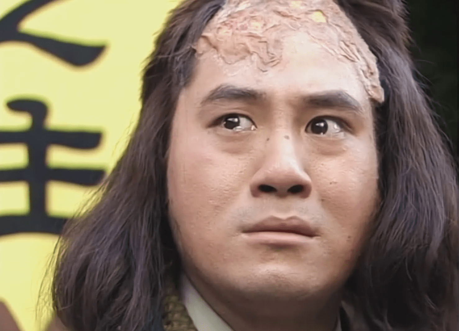 他虽然一直当绿叶没有其他明星那么名气大,也没挣那么多钱,但是麦长青