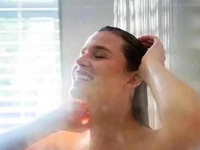 男人经常洗澡有什么好处？三个部位多洗，或能增强“肾功能”