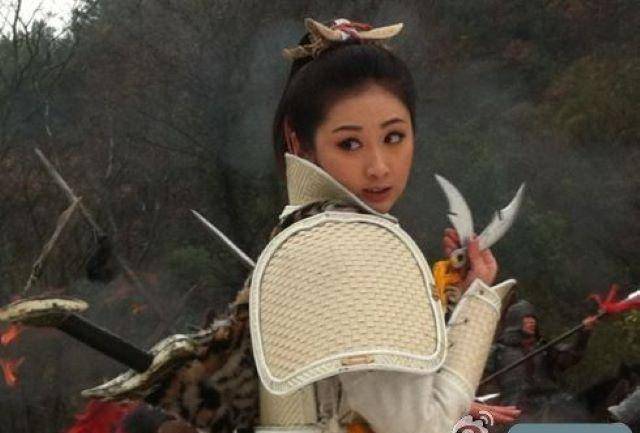 将领们听闻新文礼夫妇自尽,纷纷感慨于他们的忠义刚烈,不成想,王伯当