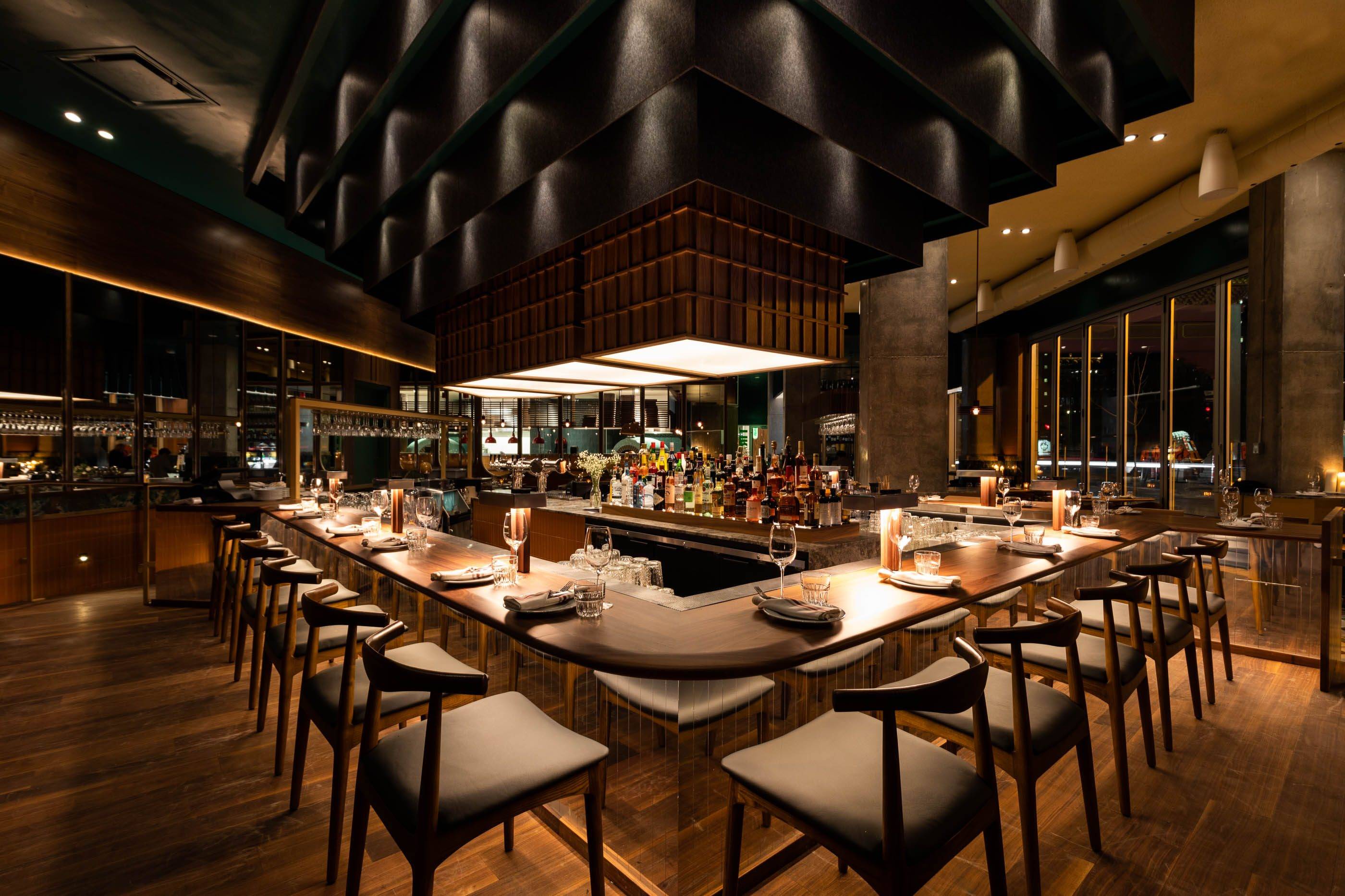 餐厅设计丨疫情下诞生的意式餐厅_瓷砖_绿色_现代主义