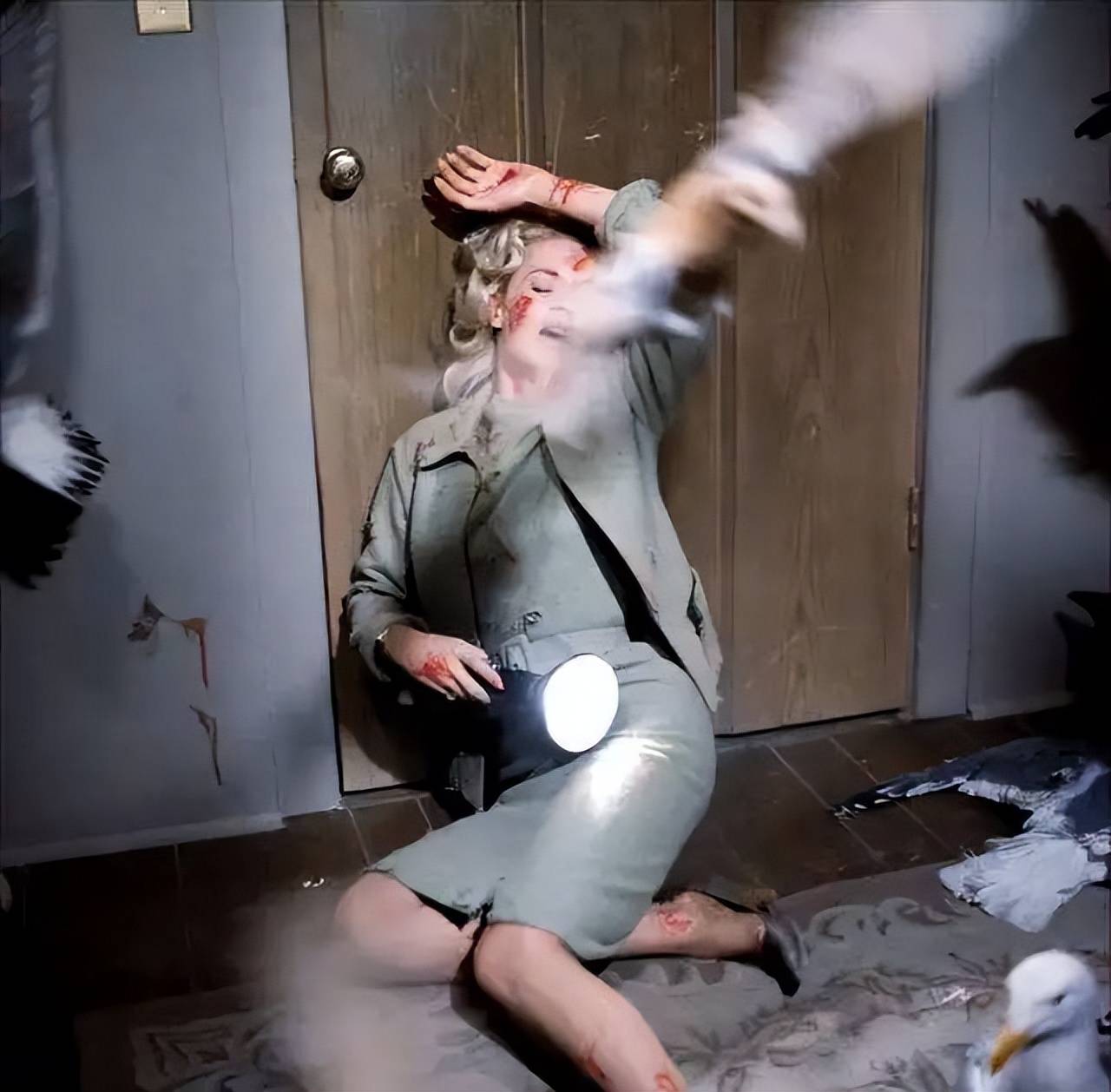 为什么恐怖片中经常有大美人?