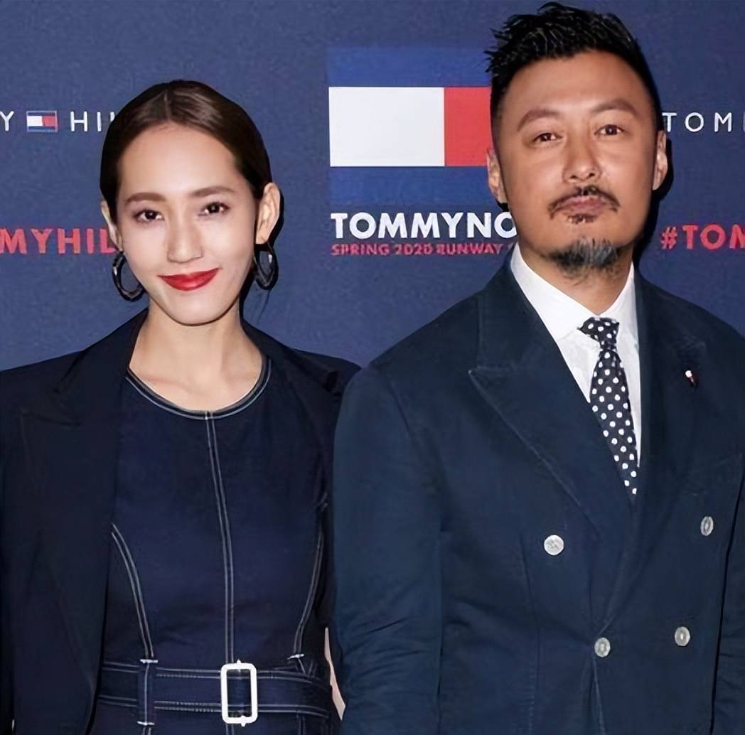 原创周杰伦夫妻与余文乐夫妻合影却被质疑立场问题网友真是可笑