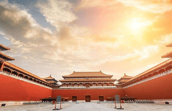 北京取名字是什么时候起的，北京最有名的景点