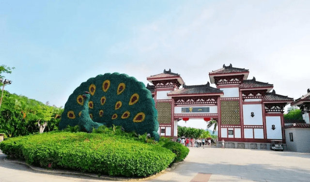 海南一文化园，藏有天竺圣迹以及南海观音佛像，就在三亚