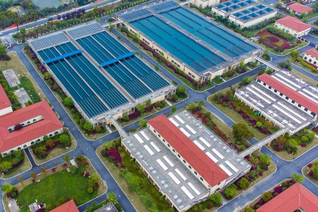 现代化处理系统和湿地风情相得益彰，“仁和”不愧是杭州最美水厂