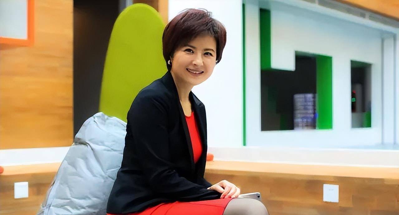 央视主持人因病辞职,投资"二混子"147万,两年时间赚了1.