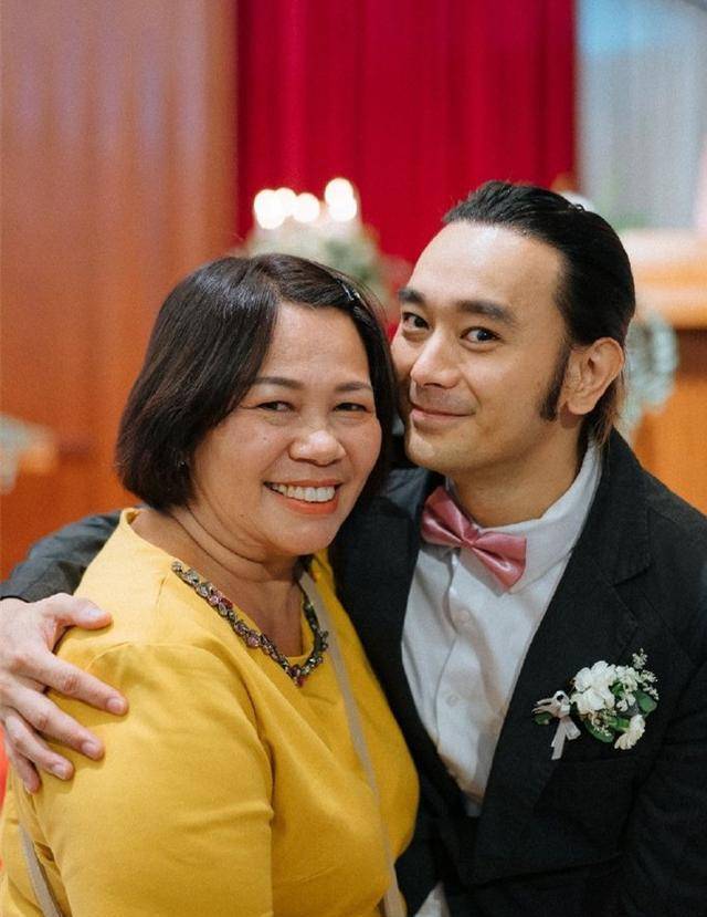 38岁"泰国林志颖"近照发福认不出,离婚多年再当伴郎感动到落泪_唐宸禹