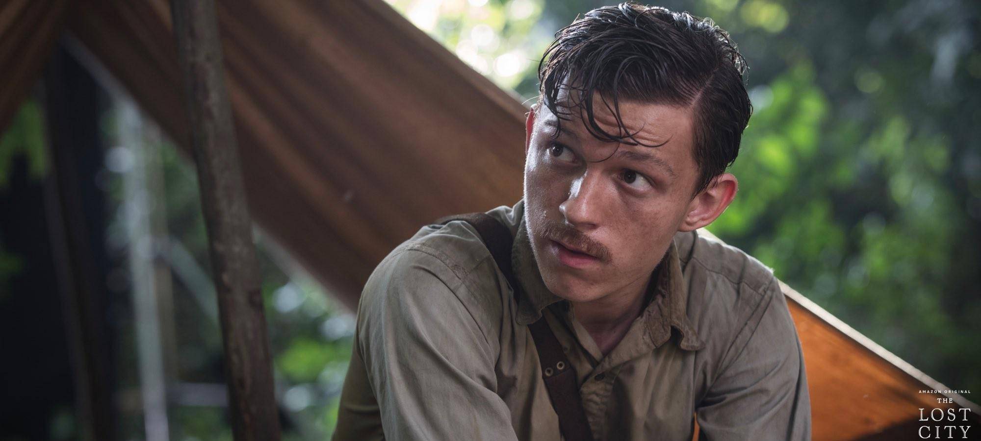 从童星到型男-"顶流""荷兰弟"《神秘海域》之外的佳片_电影_海啸_故事