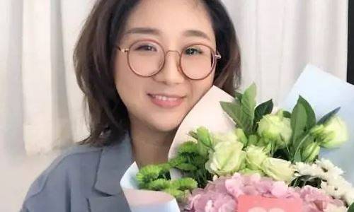 原创傅首尔个人资料简介老公是谁 她为什么被封号了