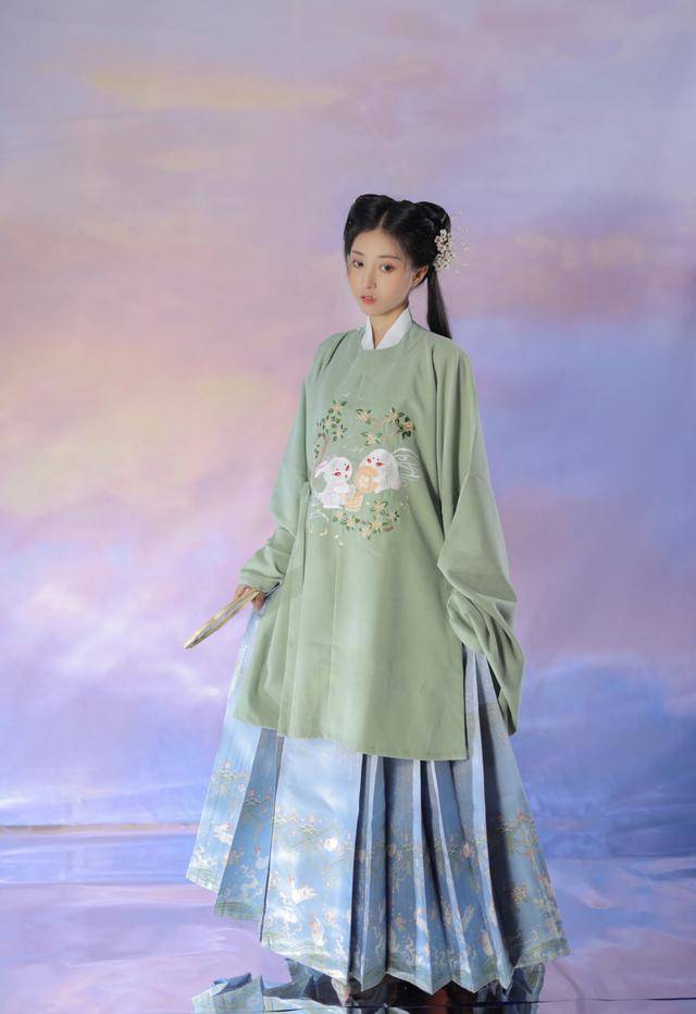 原创晋唐明三朝汉服对比晋制仙风道骨唐制飘逸秀丽最大气当属它