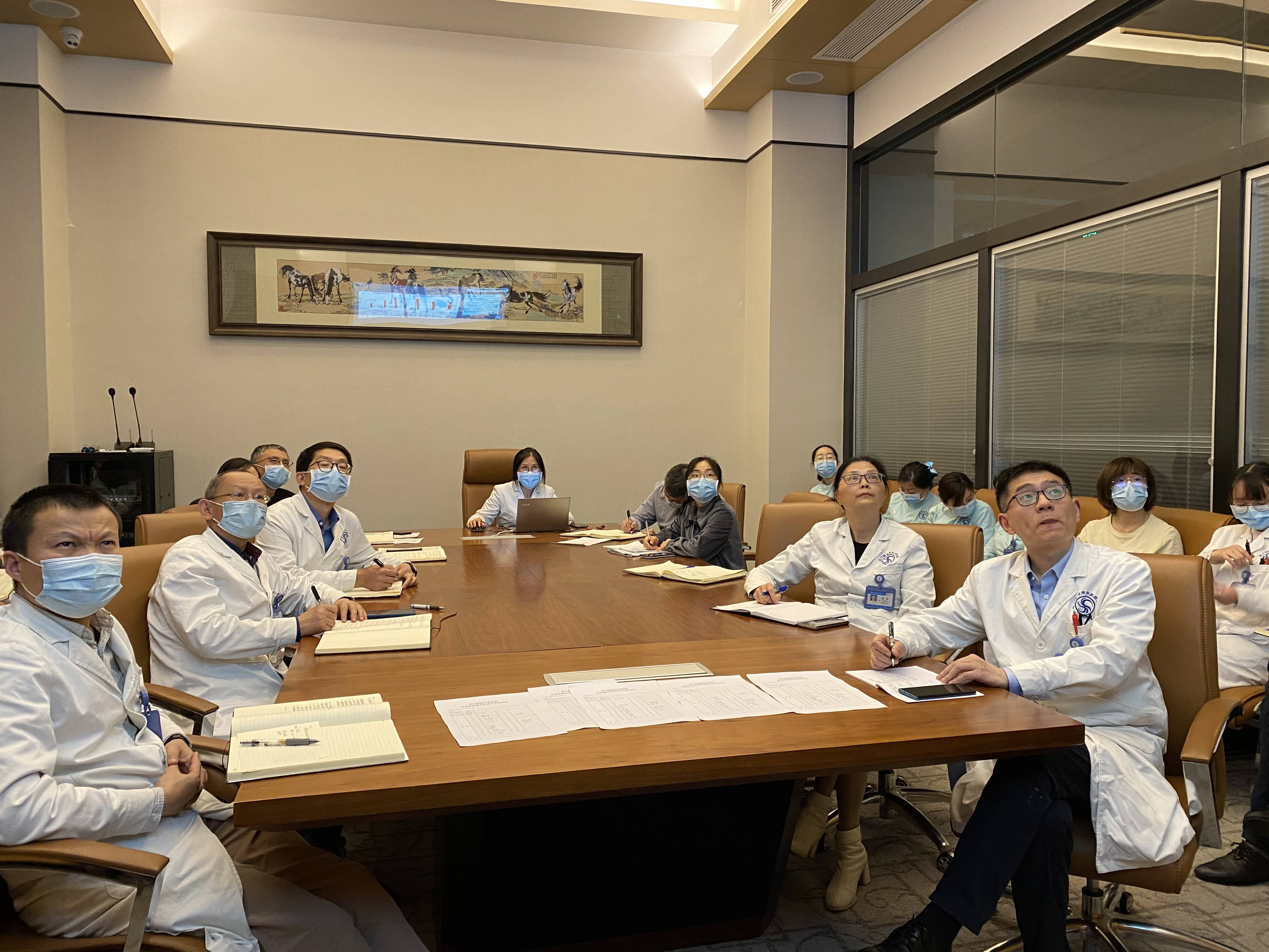 川泌召开2022年第一季度输血管理委员会工作会议