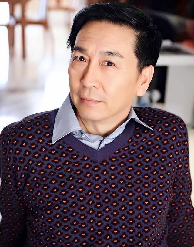 《大宅门》火了,大家都记得"白颖轩"白二爷,还有"毕彦君"这个演技高超