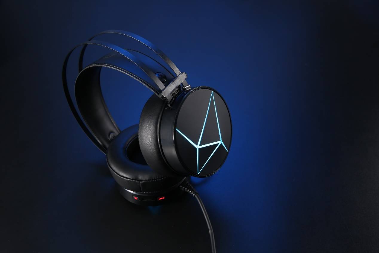 外表配置它都有达尔优电竞耳机使用体验