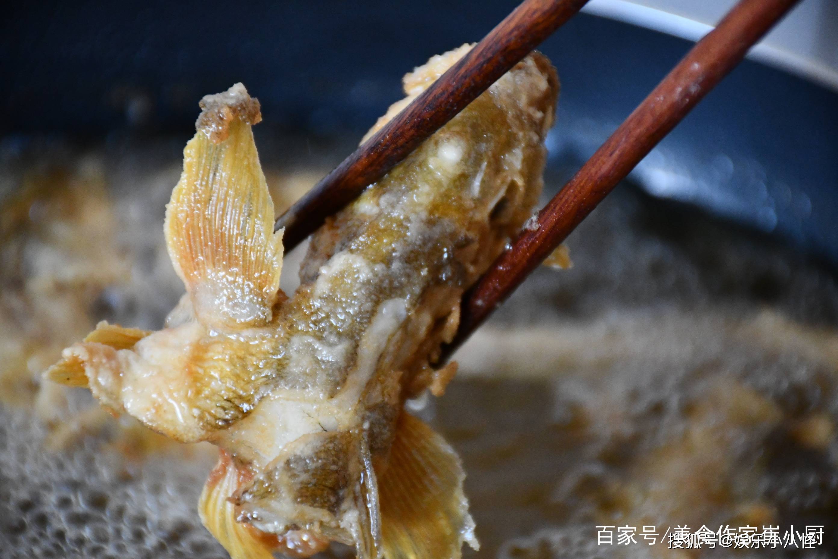 爱吃鱼的不要错过,这样简单一做,肉质鲜美,去饭店都买不到_狗光_做法
